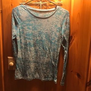 Wangler turquoise shirt with crosses on the shoulder